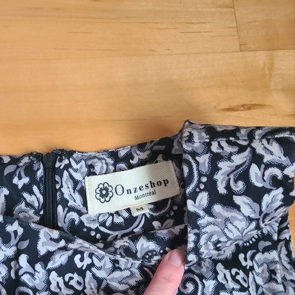 Dress 👗 size M - Picture 3 of 6